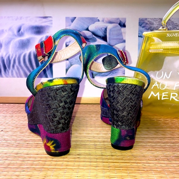 Stuart Weitzman Wedge Espadrilles - Picture 10 of 15